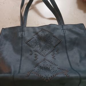 Very nice leather bag